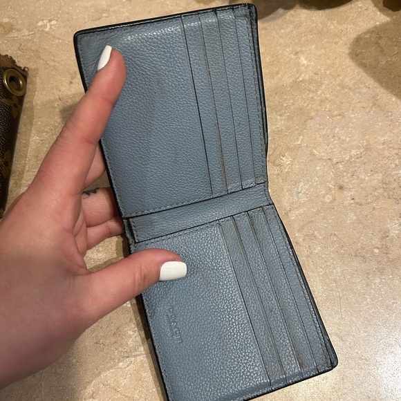 Men’s Coach wallet - Picture 2 of 2